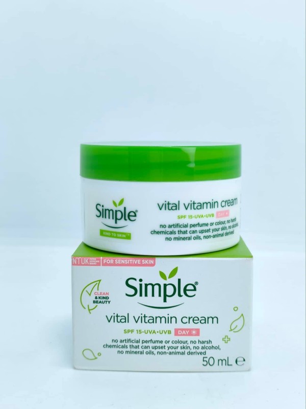 Simple Kind to Skin Vital Vitamin Day Cream (50ml)